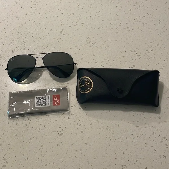 Ray-Ban | Accessories | Ray Ban Black Aviators Polarized  display picture 2